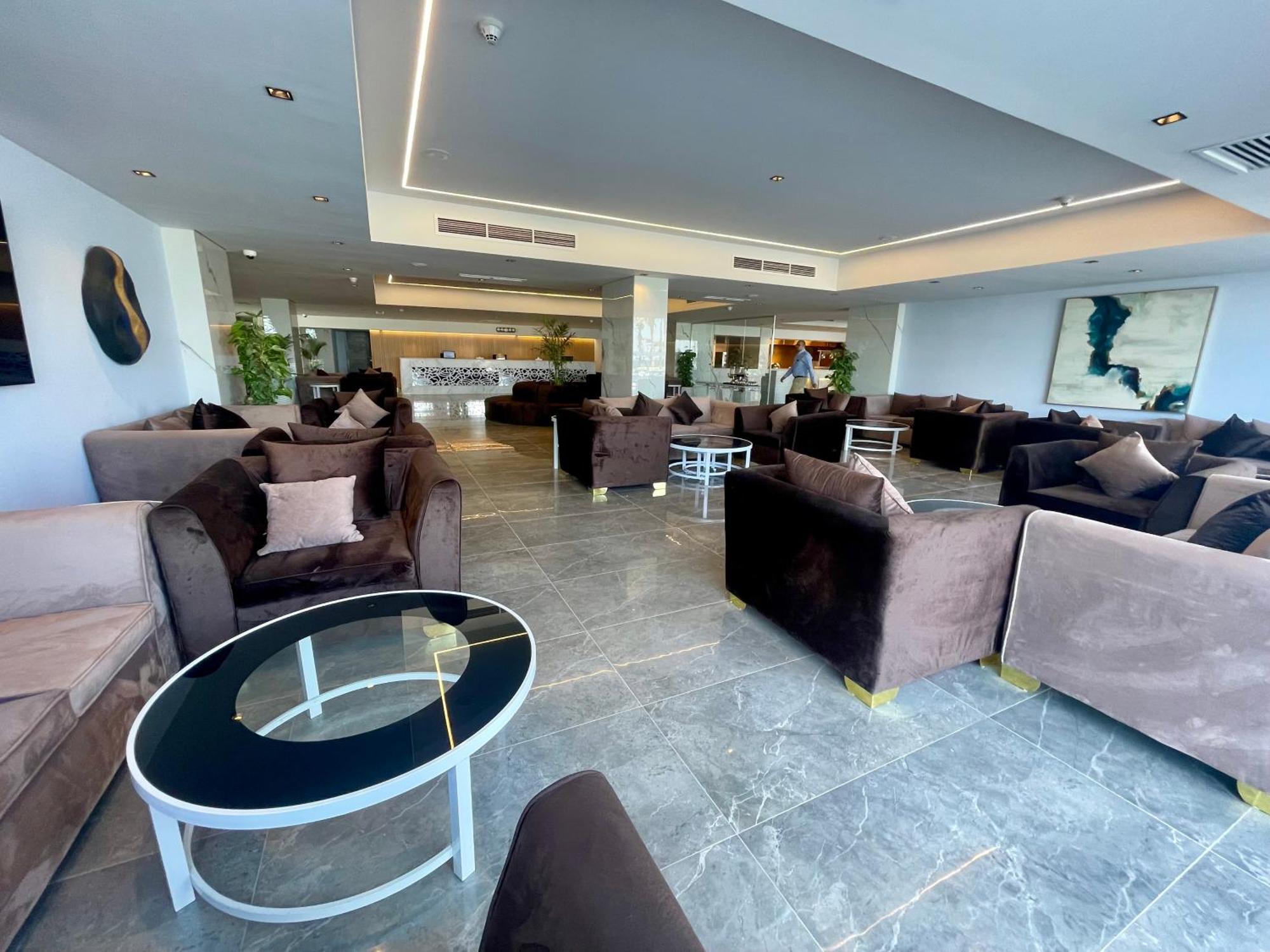 Porto Sokhna Beach Resort Ain Sukhna Esterno foto